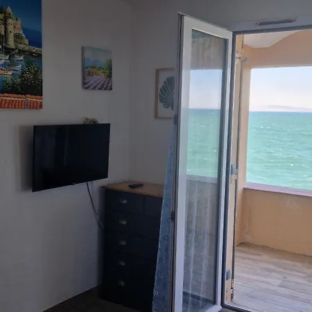 Comme Sur Un Bateau, T2 Vue Mer, Terrasse, Apartment *